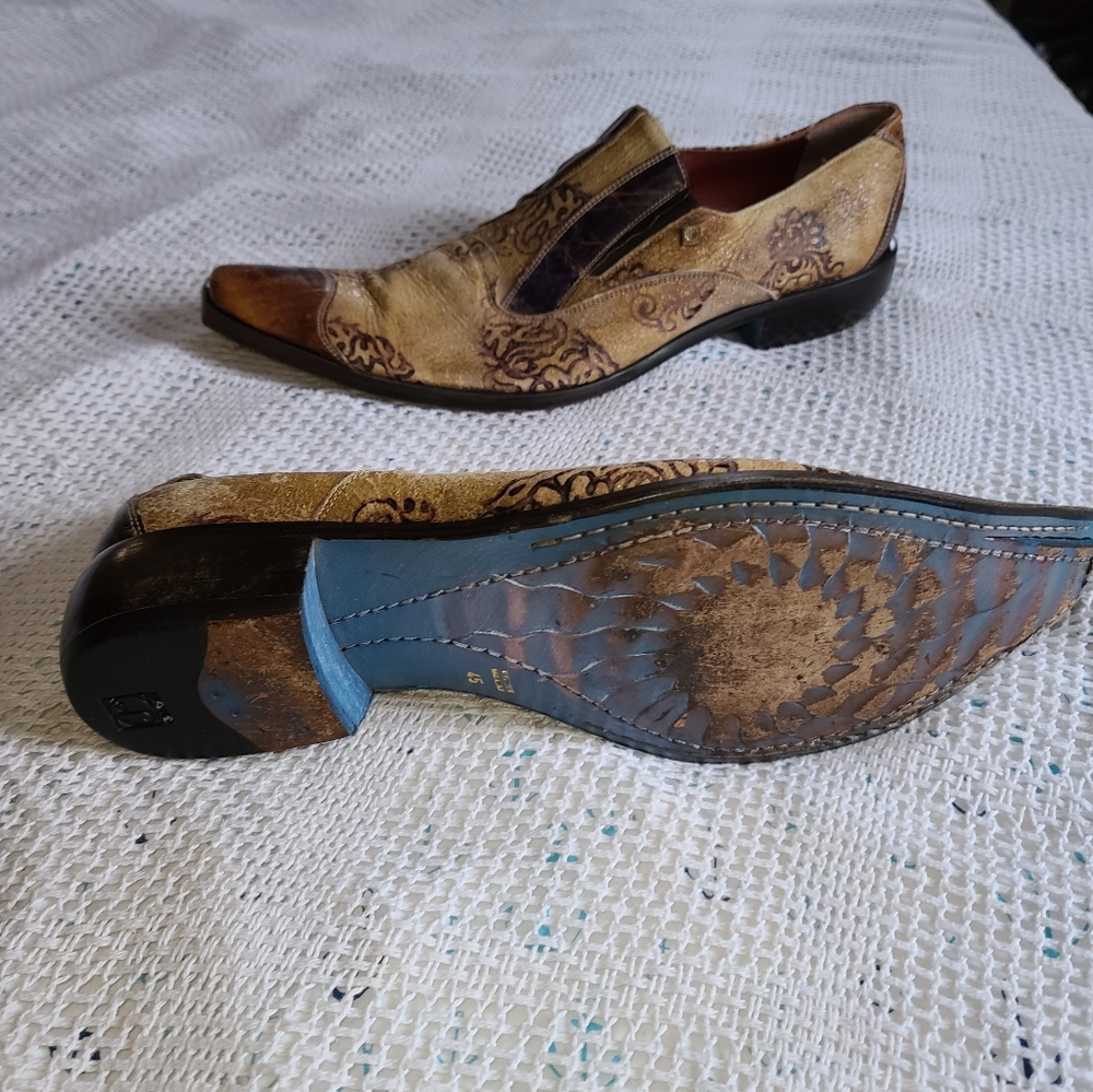 Joe Ghost Shoes